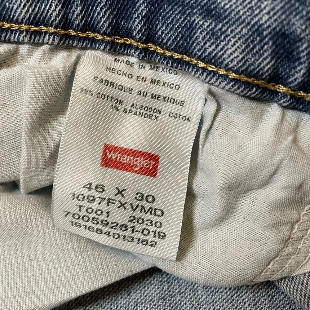 Guys Wrangler size 46X30 bootcut jeans